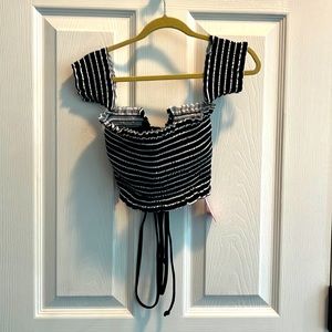 Xhilaration off shoulder crop top black and white. Size S, NWT, stretches